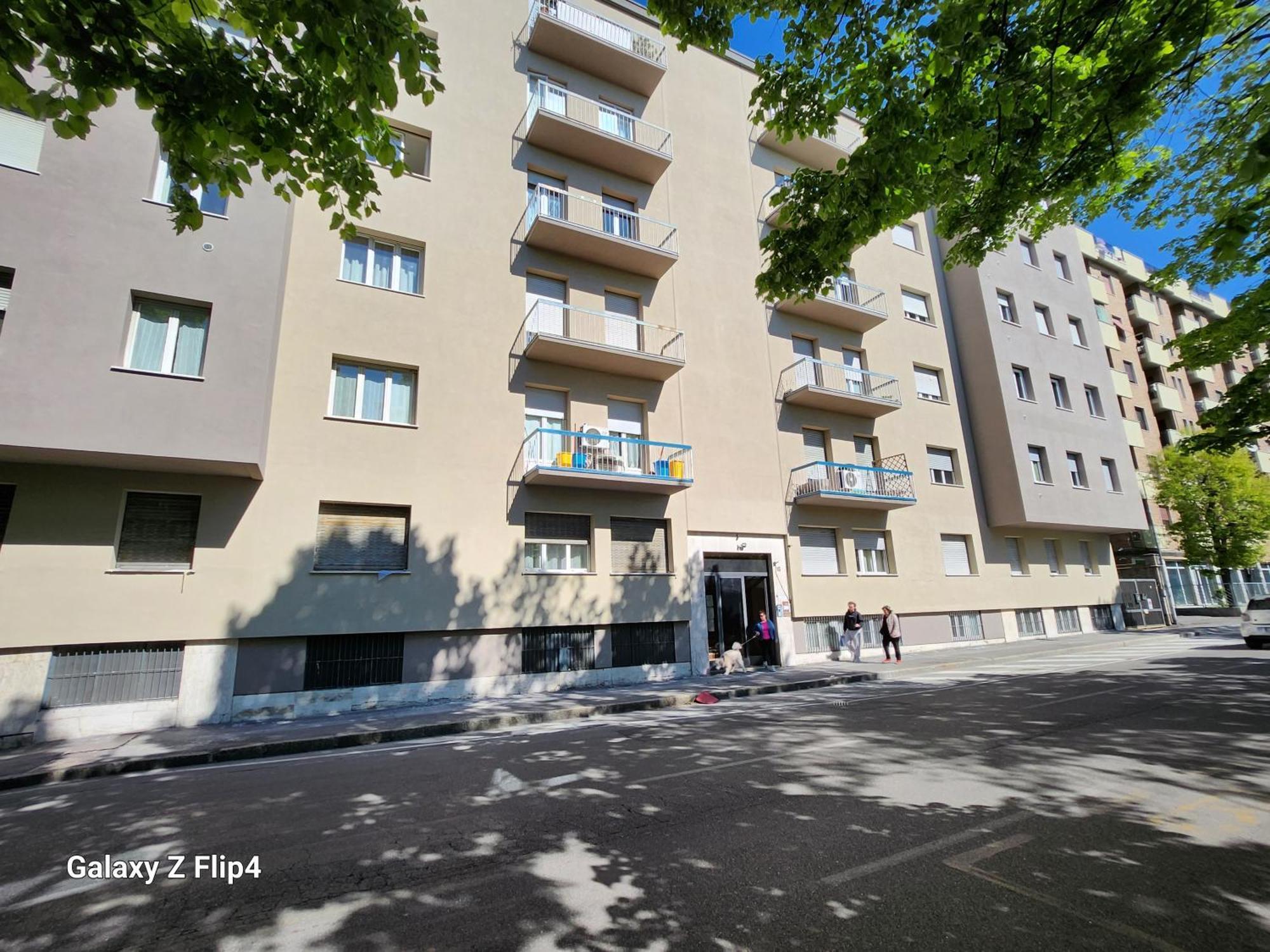 Hb Casevacanza Bergamo Exteriör bild